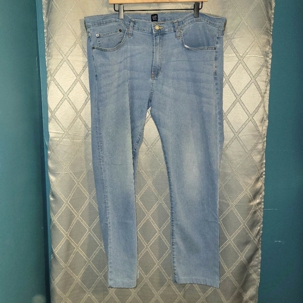 GAP skinny leg jeans